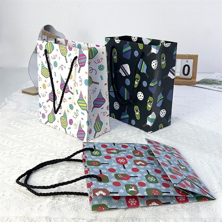 cheap custom paper bags with logo (4)