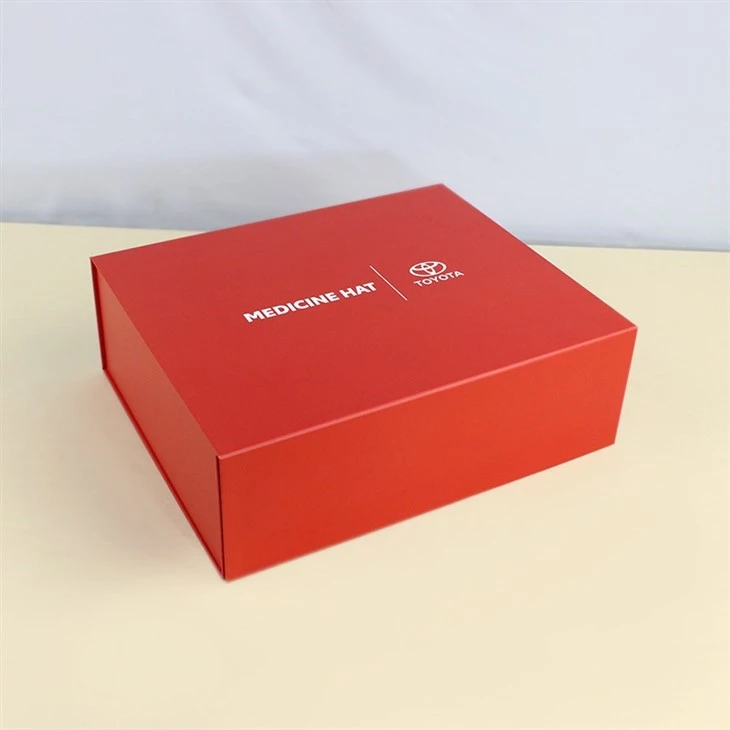 Red Folding Magnetic Box For Hat